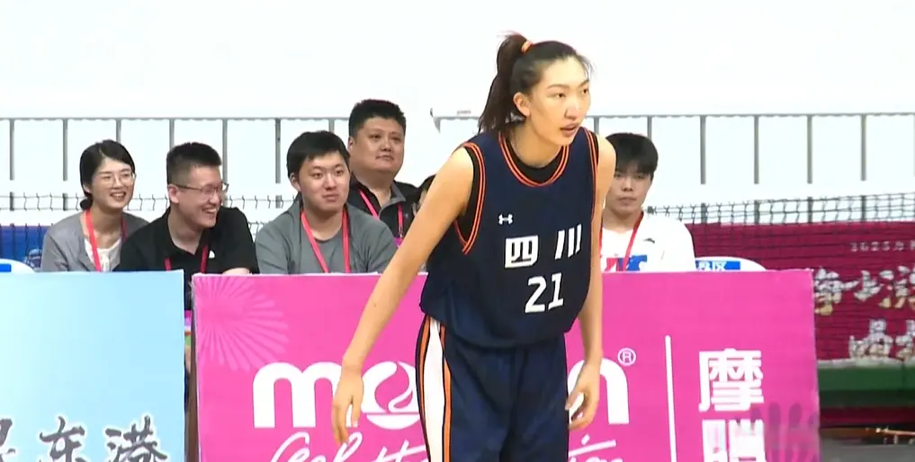 两套阵容, 比赛开始