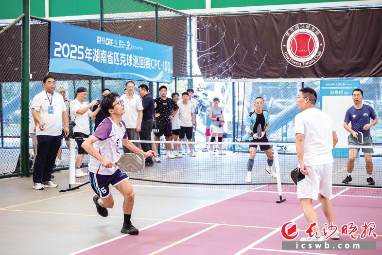 特点的运动, 引越来越多, 本次赛事为 特点的运动, 引越来越多, 本次赛事为