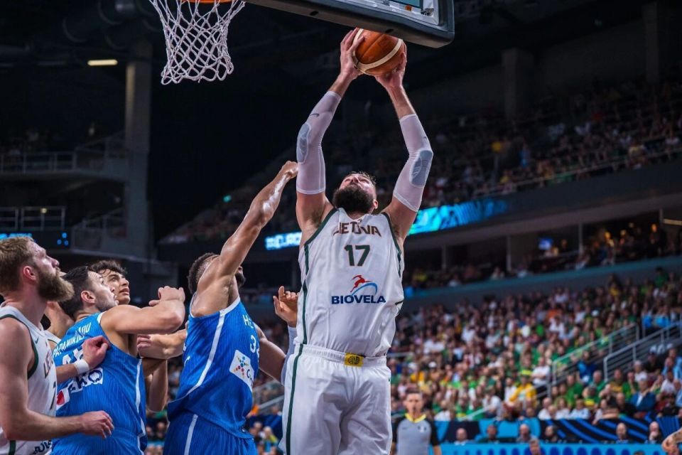 瓦兰打了 瓦兰打了