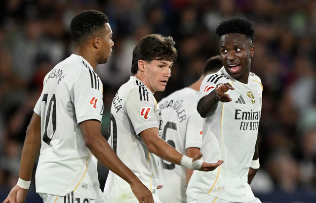 次过人成功, 马斯坦托诺, 争左边锋